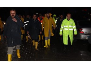 Haliliye’de temizlik çalışmaları gece gündüz sürüyor