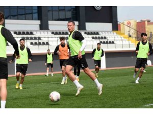 Manisa FK’da Altay maçı hazırlıkları başladı