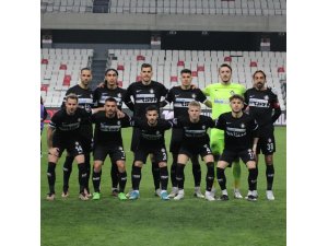 Altay, ligin en az şut atan takımı