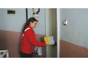 Merkezefendi Belediyesinden bebek bezi ve bebek maması desteği