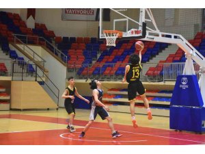 U16 Erkekler Basketbol Bölge Şampiyonası başladı