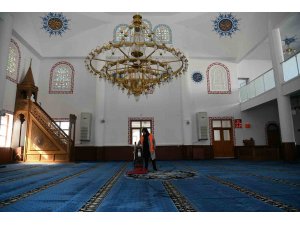 Çayırova’da camiler Ramazan ayına hazır