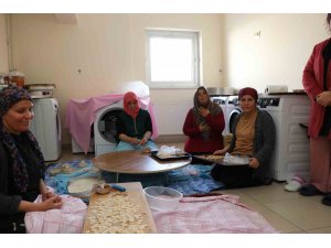 Depremzedeler Kayseri’nin lezzetlerini tattı