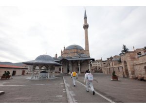 Nevşehir’de camiler gül kokacak