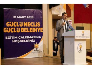 AK Parti Aydın’da ‘Güçlü yerel yönetimler’ çalışması başlattı