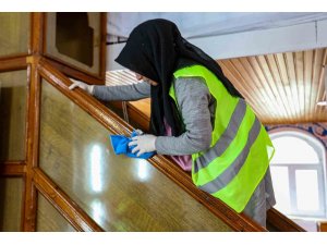 Van’da Ramazan öncesi cami temizliği