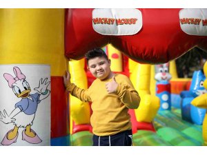 Alanya Belediyesi Down Sendromluları balon parkta buluşturdu