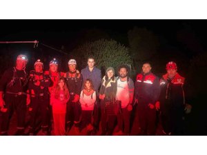 Arazide kaybolan 2’si çocuk 4 İngiliz vatandaşı kurtarıldı