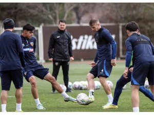 Kayserispor, İstanbul yolcusu