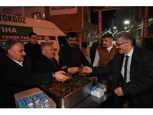 Başkan Büyükkılıç, ilk iftarını memleketi Develi’de açtı