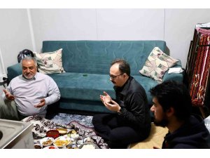 Vali Kızılkaya sahurunu konteynır kentte yaptı