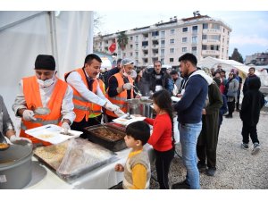 Altındağ Belediyesinden Osmaniye’de depremzedelere iftar