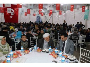 Siirt’te depremzedeler ve vatandaşlar için iftar çadırı kuruldu