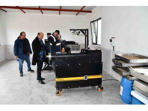 Yalova Altınova’da atık yemekler yüksek kaliteli mamaya dönüşüyor