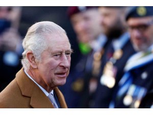 İngiltere Kralı III. Charles’ın Fransa ziyaretine protesto engeli
