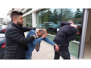 Bonzai ve uyuşturucu hapla yakalanan 2 kişiye adli kontrol