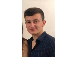 Devrilen traktörün genç sürücüsü öldü