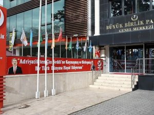 Büyük Birlik Partisi'nde toplu istifa