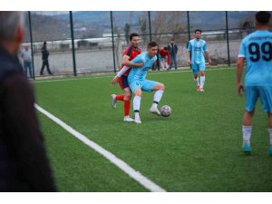 Gökçebeyspor şampiyonluğa koştu