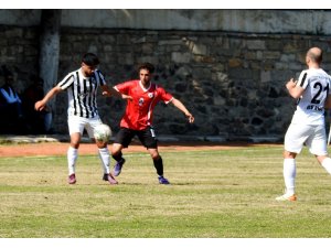 Çeşme Belediyespor sahasında 3-1 galip