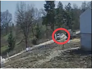 İki otomobil böyle çarpışıp takla attılar