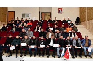 Altınova Belediyesi’nden deprem kahramanlarına teşekkür belgesi