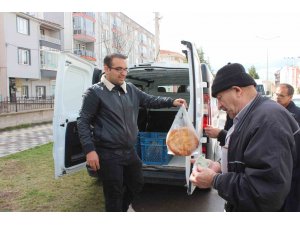 Tavşanlı’da 8 TL’ye Ramazan pidesi