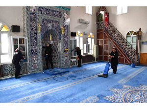Tepebaşı’ndaki camilerde Ramazan temizliği