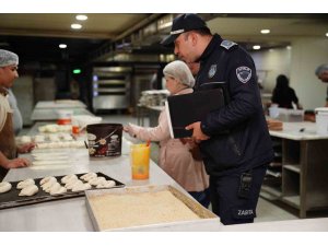 Ayvalık Belediyesi zabıta ekiplerinden hijyen ve gramaj denetimi