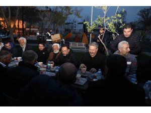 Başkan Palancıoğlu, Adıyaman’da depremzedelerle iftar sofrasında buluştu