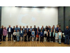 Sarıgöl’de ödüllü şiir okuma yarışması