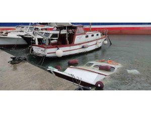 Yenikapı’da feribotun oluşturduğu dalga balıkçı teknesini batırdı: O anlar kameraya yansıdı