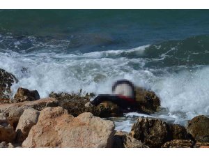 Didim sahilinde kıyıya vurmuş ceset bulundu