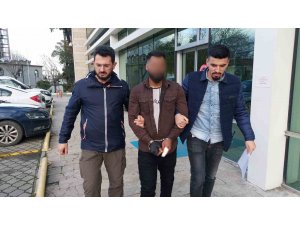Samsun’da 2 kişiyi bıçak ve taşla hastanelik eden şahıs tutuklandı