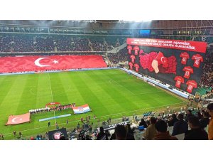 Depremzedeler için koreografi