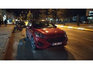 Otomobilin çarptığı yaya yaralandı