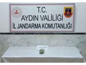 Jandarma ekipleri uyuşturucuya geçit vermedi