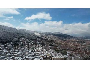 Mart karı Bursa’yı beyaza bürüdü