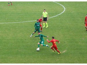 TFF 2. Lig: Sivas Belediyespor: 2 - Amed Sportif Faaliyetler: 2