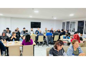 Gazipaşa Kaymakamı iftarını depremzedelerle yaptı