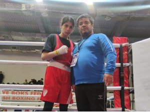 Elazığ Belediyespor’un 3 boksörü çeyrek finalde