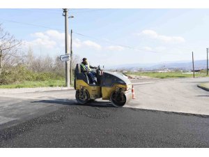 Tütünçiftlik’i Derince’ye bağlayan cadde yenilendi