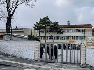 Okuldan uzaklaştırılan öğrenci dehşet saçtı: 1 ölü, 5 yaralı