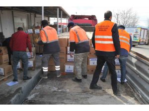 Akşehir Belediyesinden deprem bölgesine yardım kolisi