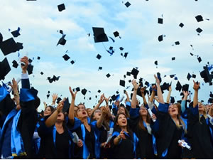 Türkiye'de beyin göçü: 12 bin akademisyen ülkeyi terk etti