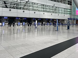 Almanya’daki havalimanı grevi: 700 uçuş iptal, 100 binden fazla yolcu etkilenecek