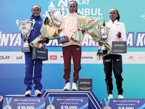 Yarı maratona Kenya damgası