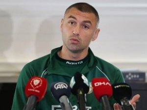 Burak Yılmaz futbolu bıraktı