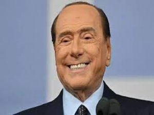 Berlusconi hayatını kaybetti
