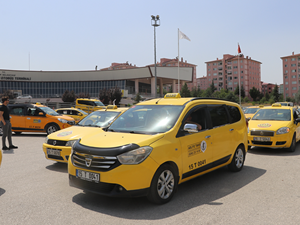 Burdur'da taksiciler yeni plaka ve durak istemiyor